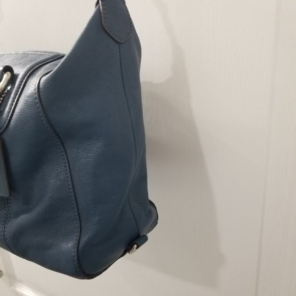 Coach Teal Shoulder Bag - Picture 4 of 7